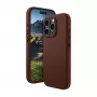 The dbramante1928 Roskilde Cover for iPhone 16 Pro in Dark Tan combines timeless elegance with modern functionality