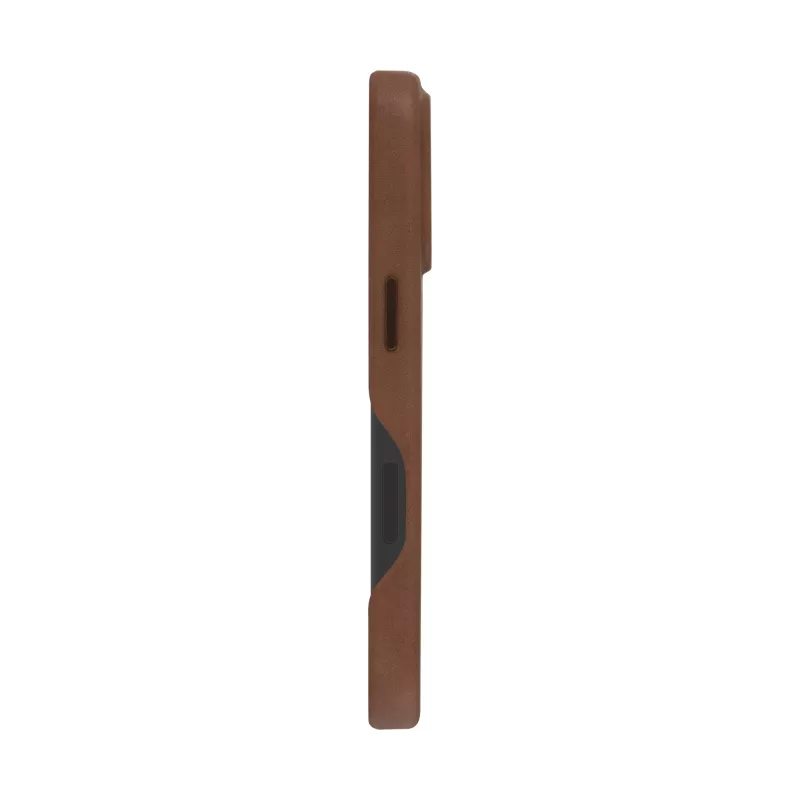 The dbramante1928 Roskilde Cover for iPhone 16 Pro in Dark Tan combines timeless elegance with modern functionality