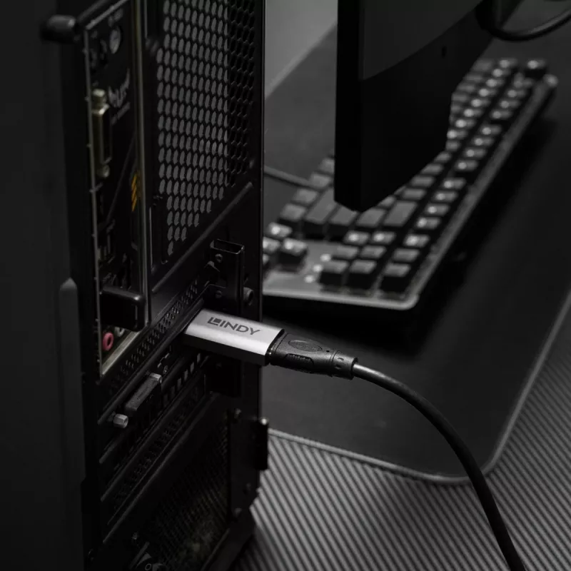 DisplayPort to HDMI adapter Lindy 41095 — supports up to 4K 120Hz