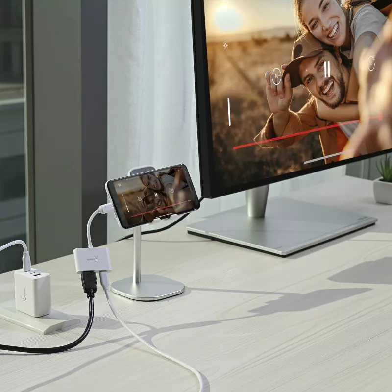 j5create JCA152 USB-C® to 4K HDMI™ Adapter with Power Delivery, Black