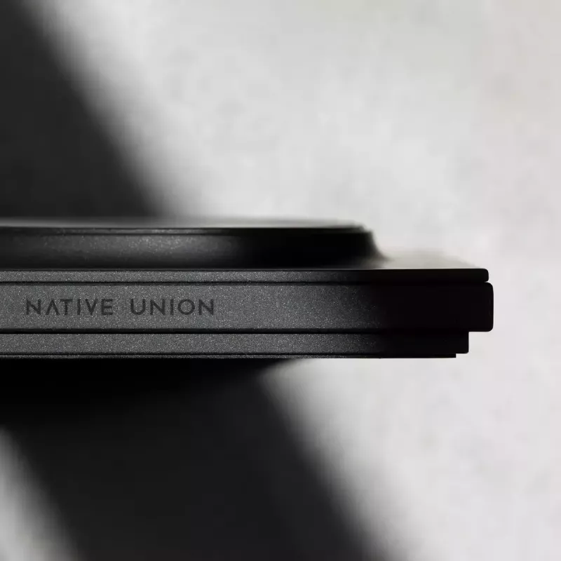 Power adapter for portable devices native union Drop Black, colour Black