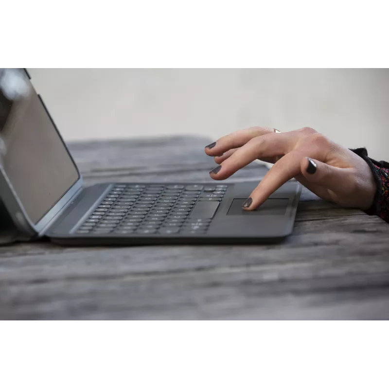 ZAGG Keyboard Pro Keys with Trackpad-Apple-iPad 10.2-Black/Gray-German
