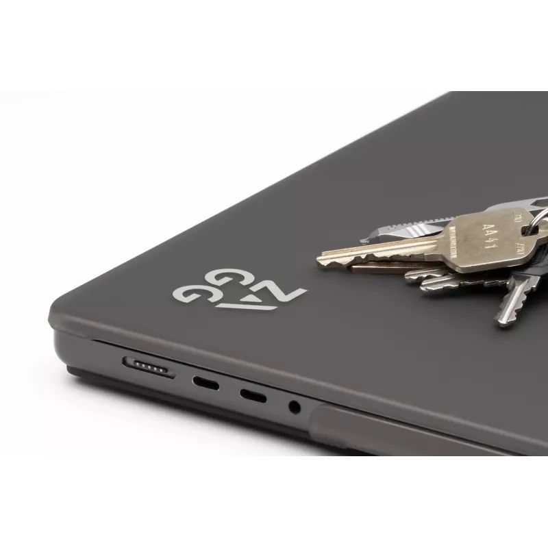 Hardshell case Zagg for MacBook Pro 13 M2/M1 (20) — Smoke finish, protective shell