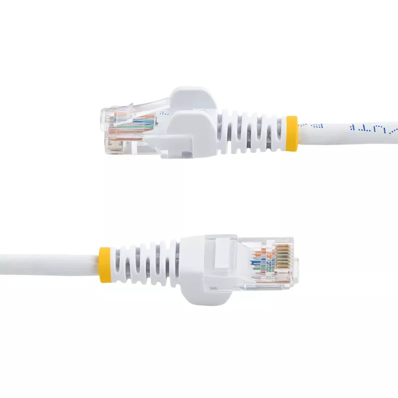 StarTech.com Cat5e Ethernet Patch Cable with Snagless RJ45 Connectors - 7 m, White