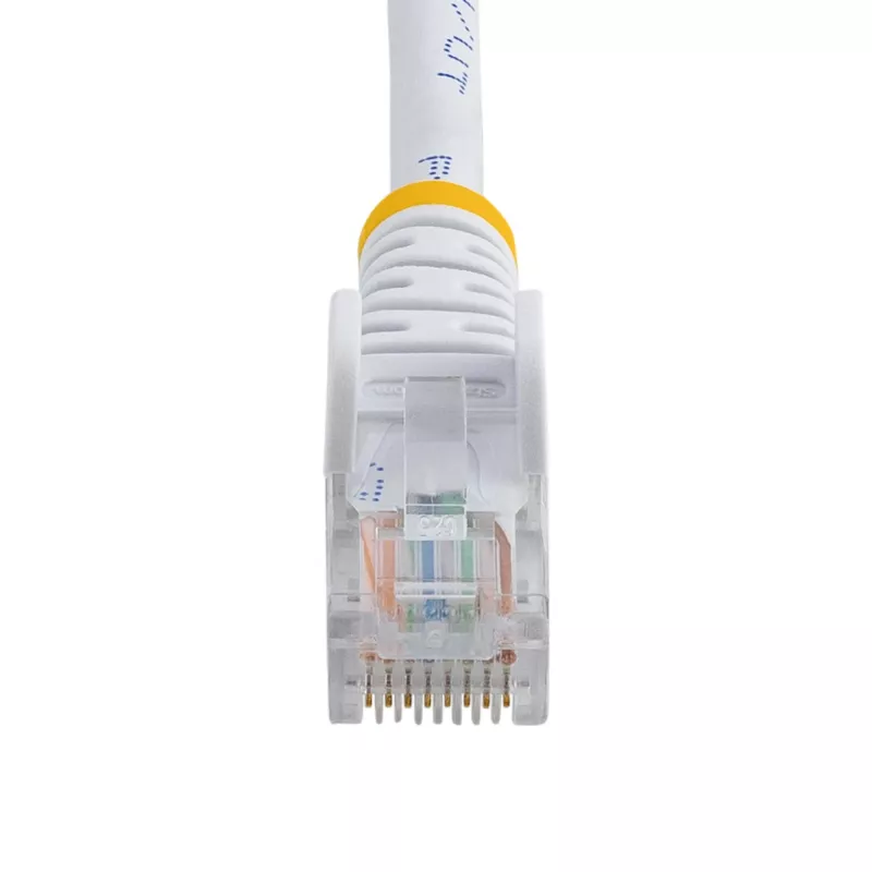 StarTech.com Cat5e Ethernet Patch Cable with Snagless RJ45 Connectors - 7 m, White