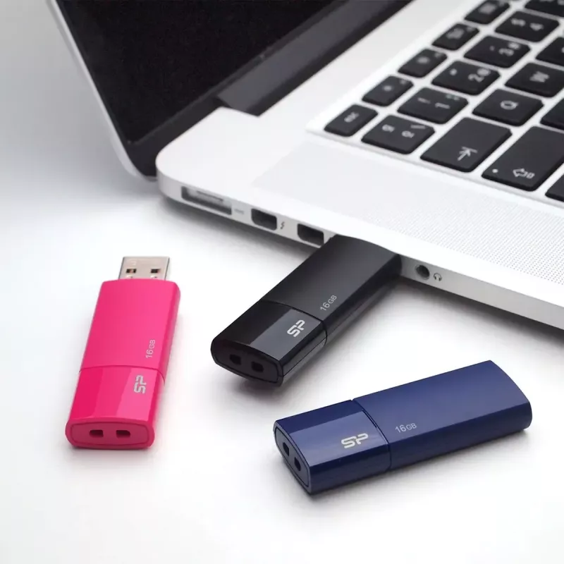 USB flash drive Silicon Power 16 GB USB Type-A 2.0 Ultima U05