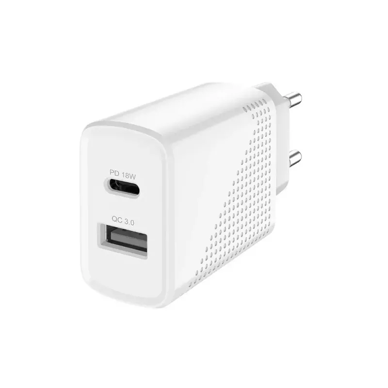 Indoor Charger SAVIO LA-04 USB Type-A & Type-C, 18W, PD 3.0 Quick Charge, 2x USB-A + 1x USB-C, 100–240V, white