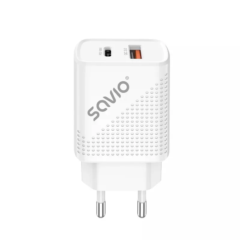 Indoor Charger SAVIO LA-04 USB Type-A & Type-C, 18W, PD 3.0 Quick Charge, 2x USB-A + 1x USB-C, 100–240V, white