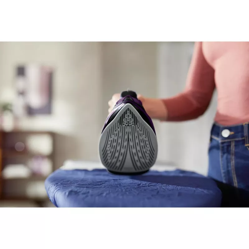 Steam iron Philips DST5030/80 — 2400 W, SteamGlide Plus soleplate, 0.32 L tank, 2 m cord