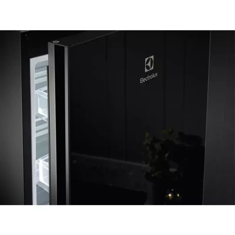 Electrolux LNT7ME36K2 fridge-freezer, 367 L (fridge 266 L, freezer 101 L), bottom freezer, No Frost, energy class E, black