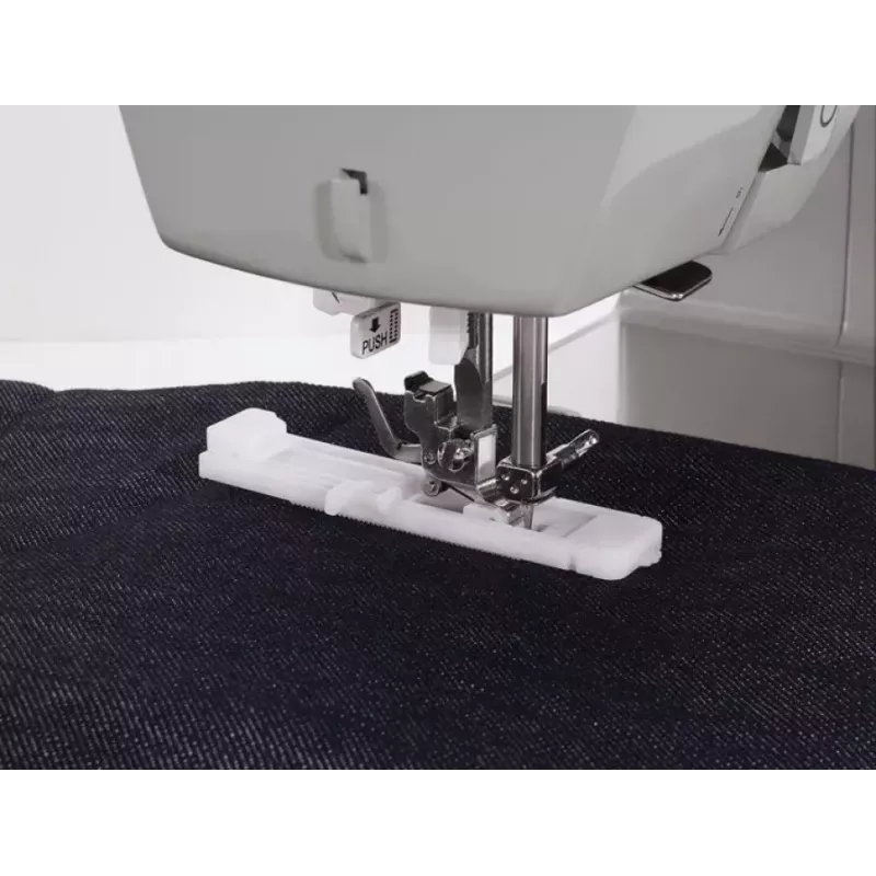 Automatic sewing machine SINGER Heavy Duty 4432 — 32 stitch patterns, 1100 RPM, 6 mm stitch width, free arm, 120 V