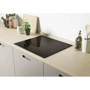 Built-in ceramic hob CANDY CH64CCB/4U2 — 4 zones, touch control, 59×52 cm, black