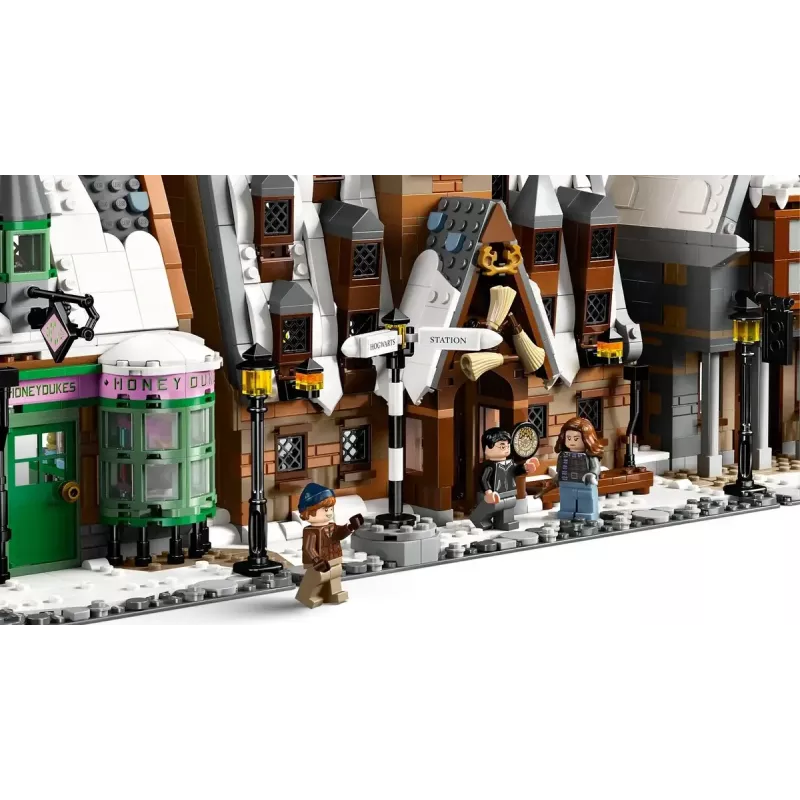 LEGO Harry Potter Gringotts Wizarding Bank Collectors' Edition set 76457