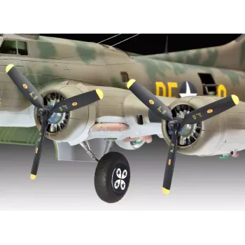 Fixed-wing aircraft model Revell B-17F Memphis Belle