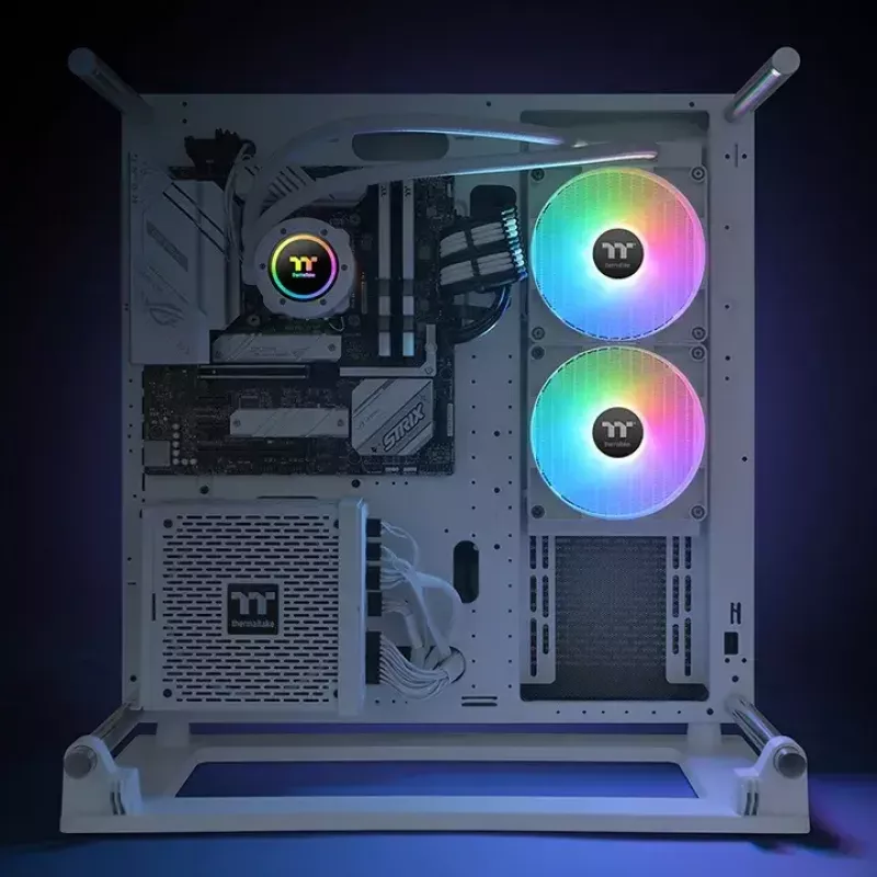 All-in-one liquid cooler Thermaltake CL-W377-PL14SW-A 14 cm White 84.32 cfm