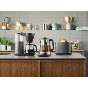 Toaster Electrolux E7T1-6BP 2 slices 980 W Black