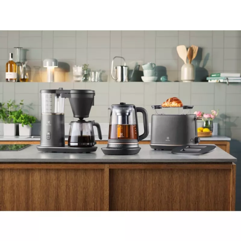 Toaster Electrolux E7T1-6BP 2 slices 980 W Black