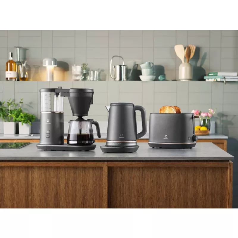 Toaster Electrolux E7T1-6BP 2 slices 980 W Black