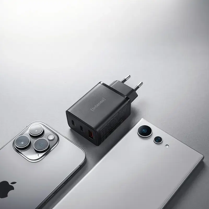 Power Adapter Intenso W65ACC USB-A and USB-C ports black