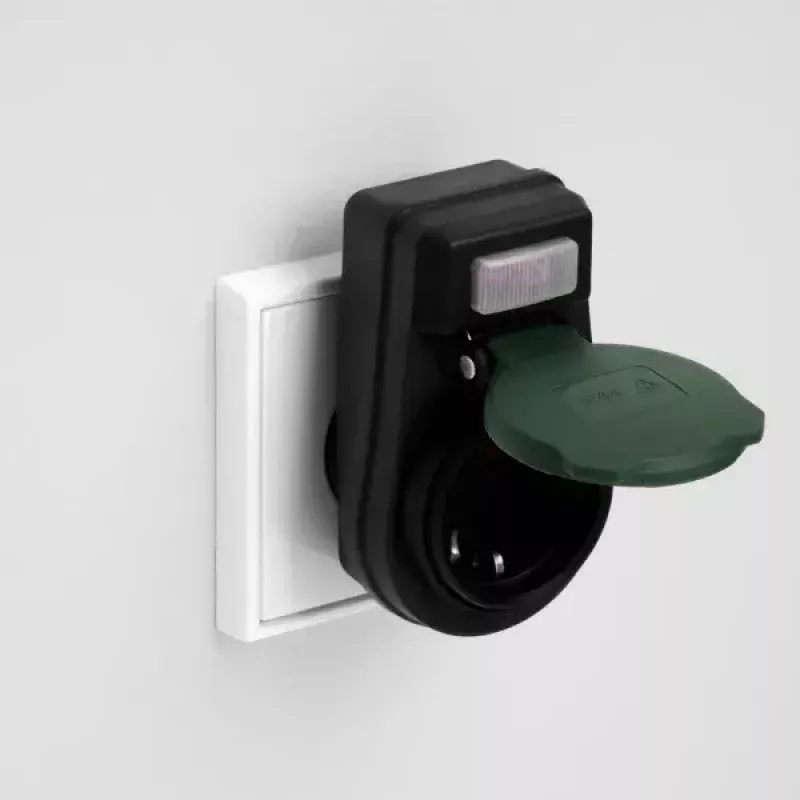 Socket outlet Type F REV 20190502 Black