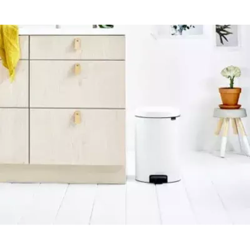 Trash Can Brabantia 111846 20L Round White
