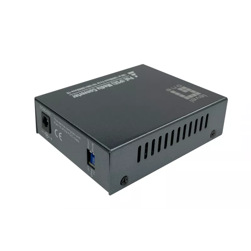LevelOne RJ45 to SC Gigabit Media Converter, PoE PSE, Multi-Mode Fiber, 0.5km