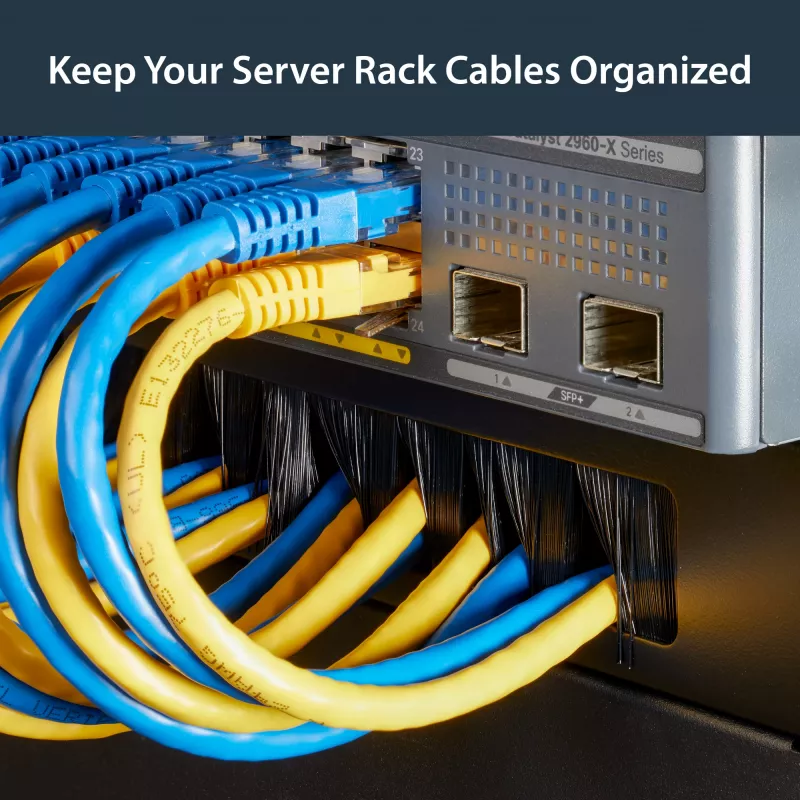 StarTech.com 1U High-density Brush Strip Cable Management Panel, Sturdy Steel Horizontal Data Centre Cable Organizer