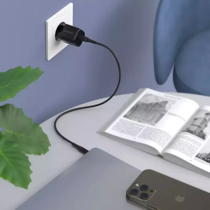 Charger CHOETECH PD5007 30W USB-C Power Delivery fast charging for phones and tablets