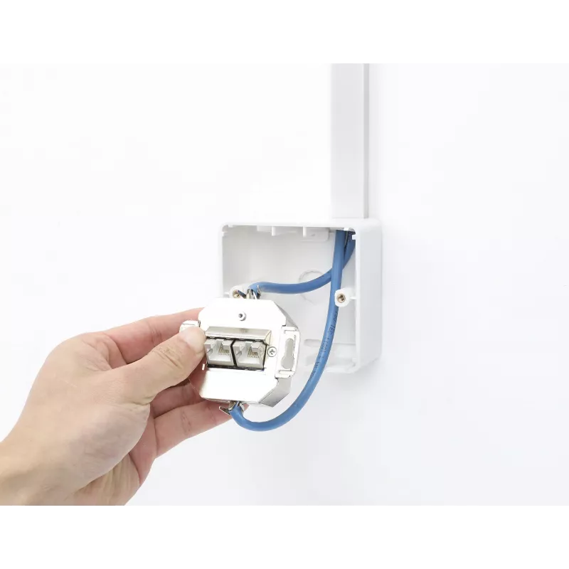 Intellinet Surface Mount Pattress Box 771900 771917 80x80x45mm Signal White RAL9003