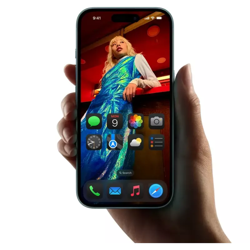 Smartphone Apple iPhone 16 — 6.1 inch (15.5 cm), A18, 128 GB, Dual SIM, 48 MP dual rear, Teal