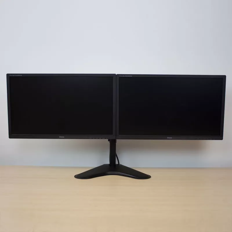 ACT Free standing dual monitor arm AC8320 Max weight 16 kg Min screen 33 cm Max screen 81.3 cm