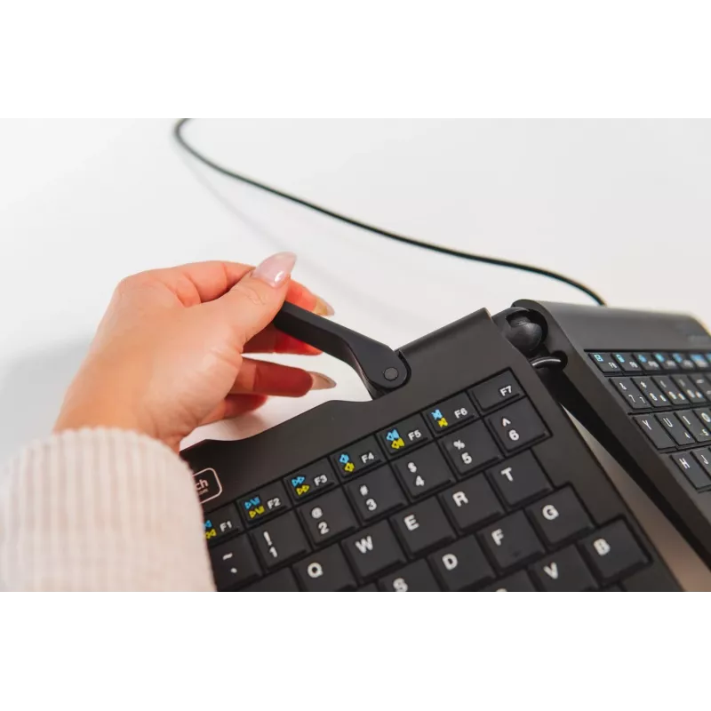 BakkerElkhuizen Goldtouch Travel Go2 Wired DE Qwertz, Mini, Wired, USB, Scissor key switch, QWERTZ, Black