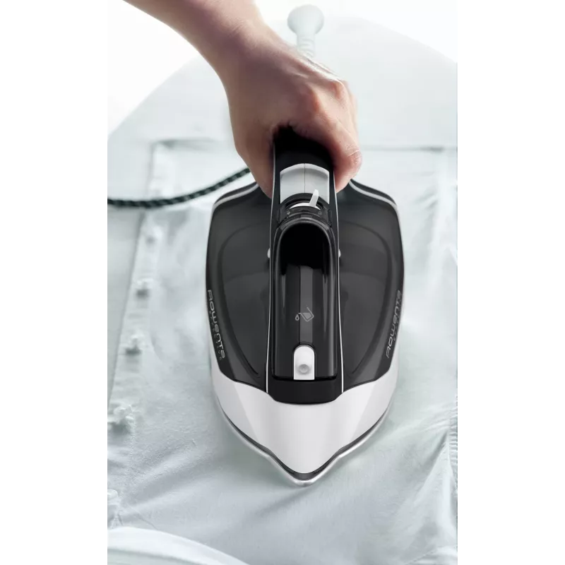 Rowenta DX1530 Dry & Steam iron Stainless Steel soleplate 2200 W Black