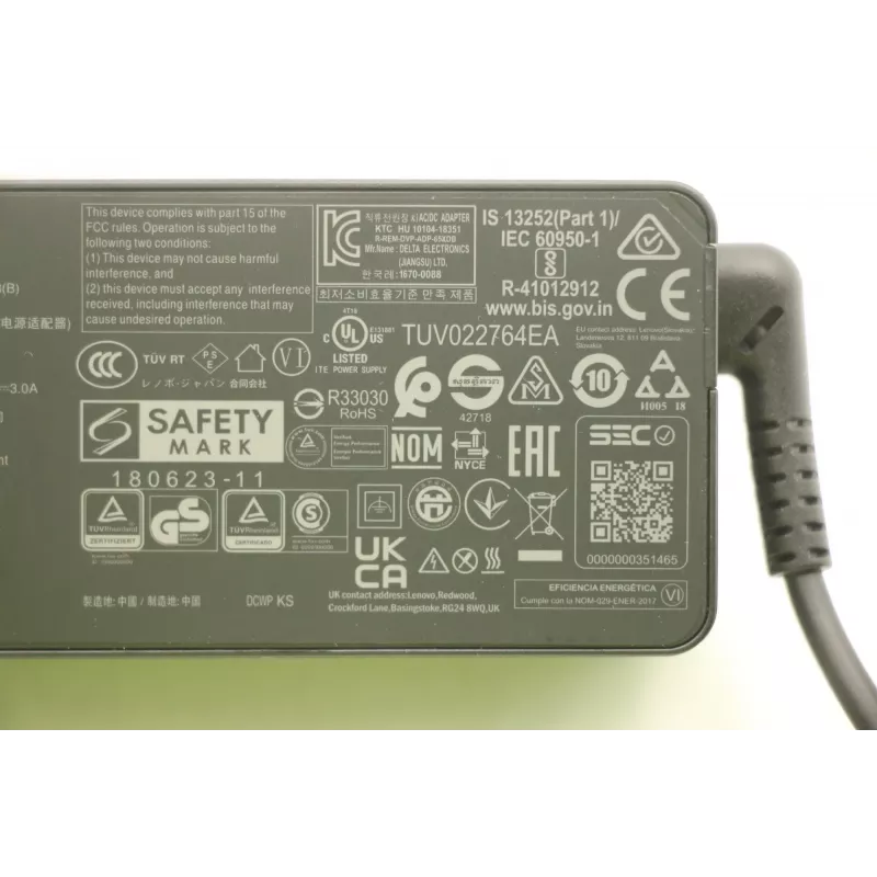 Lenovo 5A10W86302 power adapter/inverter Indoor 65 W Black