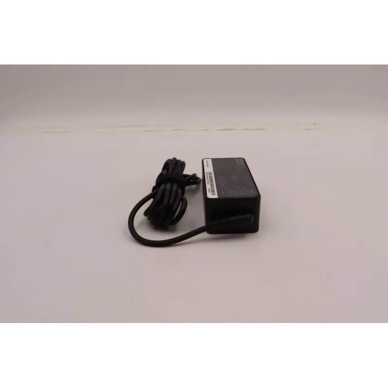 AC adapter Lenovo 45W USB-C 5A10W86249 — 45 W USB-C power supply for laptops and devices