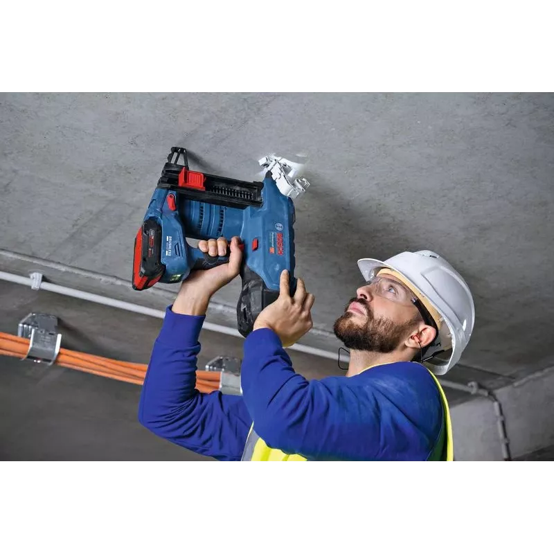 Nailer Bosch GNB 18V-40 battery-powered 18V lightweight