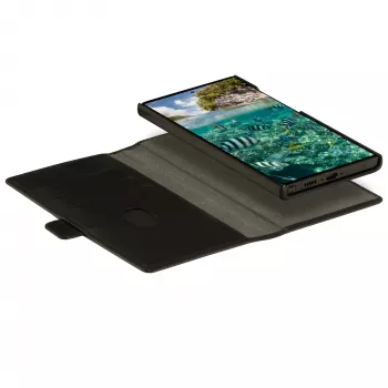 Folio phone case dbramante1928 Lynge for Samsung Galaxy S23 Ultra — black, 3 card pockets, fits 6.8 inch
