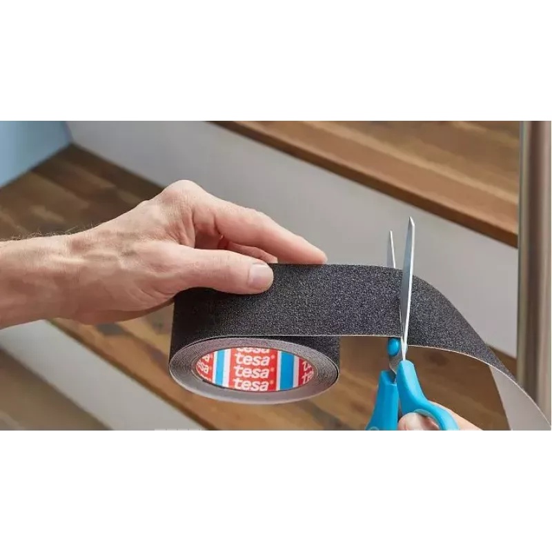 Non-slip bath strip TESA 55587-02 Black