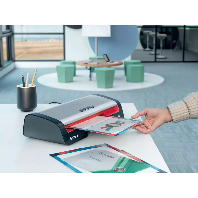 GBC 250 Office A4 Laminator, 24 cm, Hot laminator, 500 mm/min, 0.5 mm, A4, 100 µm