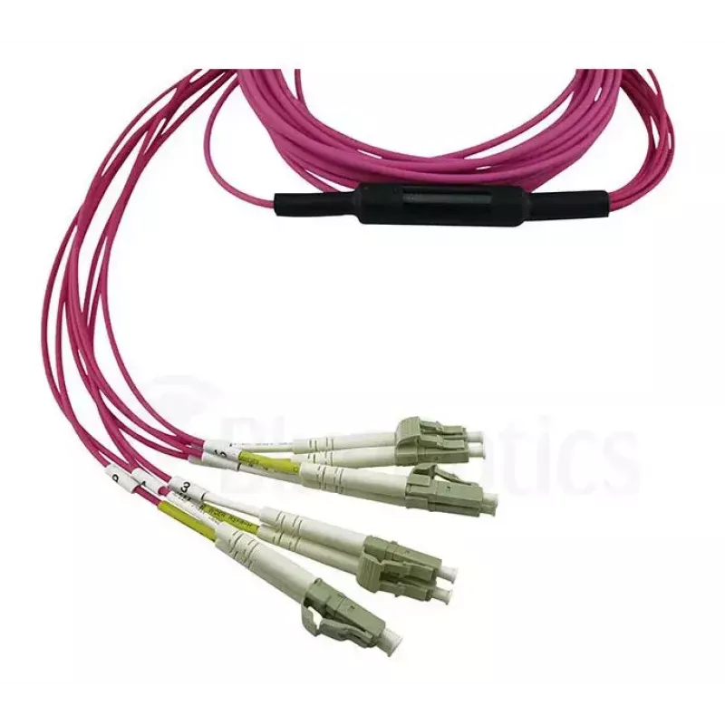 BlueOptics CBL-MPO12-4LC-OM4-10M InfiniBand Fibre Optic Cable 10m MPO/UPC 4x LC Duplex/UPC