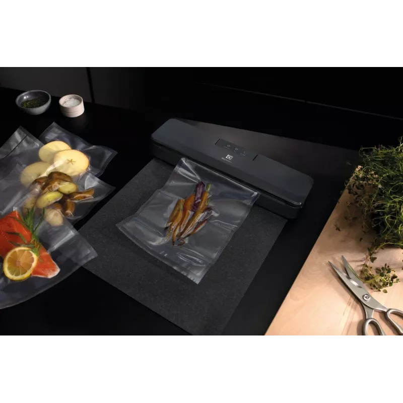 Electrolux E4VS1-4AG vacuum sealer bag