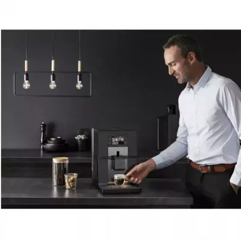 Espresso machine KRUPS EA875U 3 L water tank, 250 g bean hopper, Thermoblock, 1450 W
