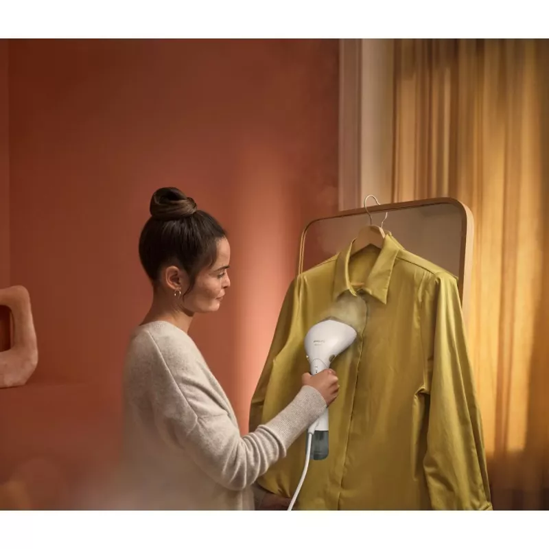 Handheld garment steamer Philips STH7030/10 1500 W 0.2 L white, metal plate