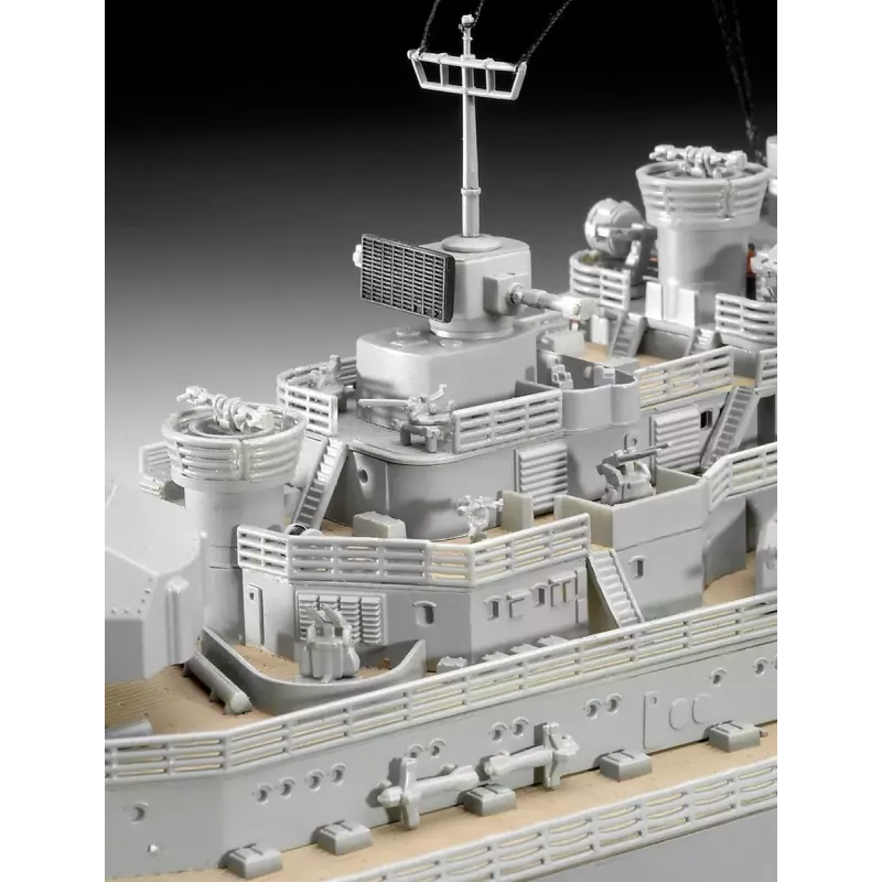 Naval ship model Revell Bismarck Assembly kit 1:350
