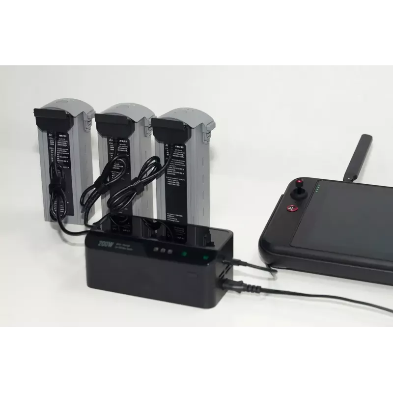 Charger Autel multi-charger for EVO Max series model 102002545 — 3-battery, USB-C, 120 W charging power, 100–240 V input