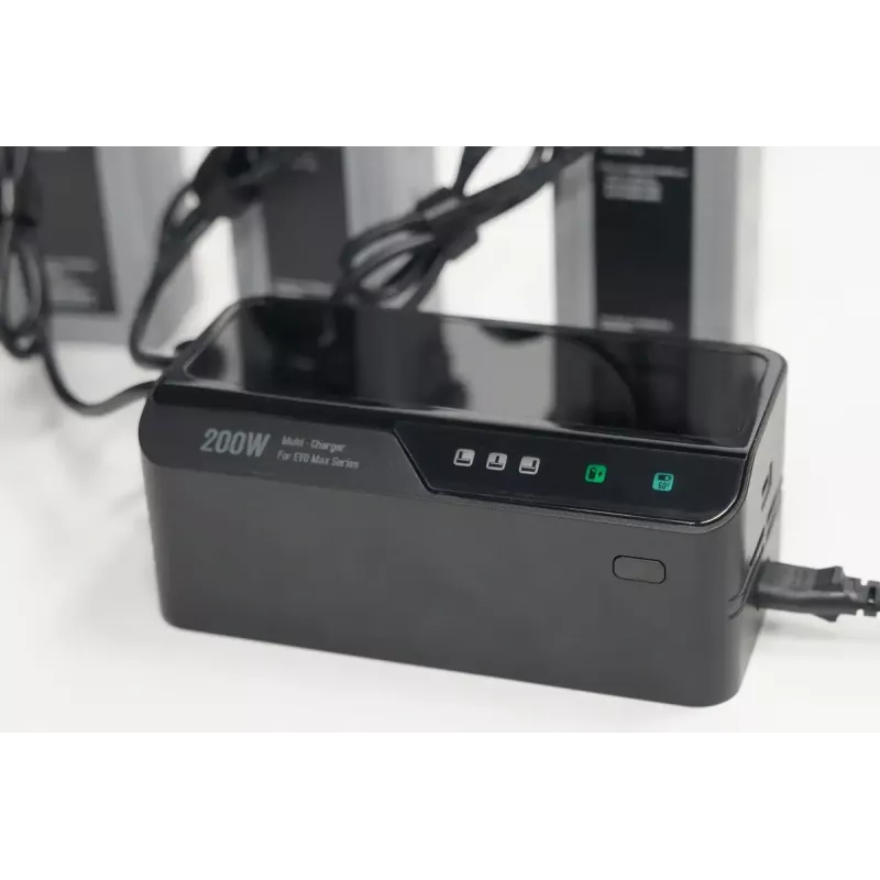 Charger Autel multi-charger for EVO Max series model 102002545 — 3-battery, USB-C, 120 W charging power, 100–240 V input
