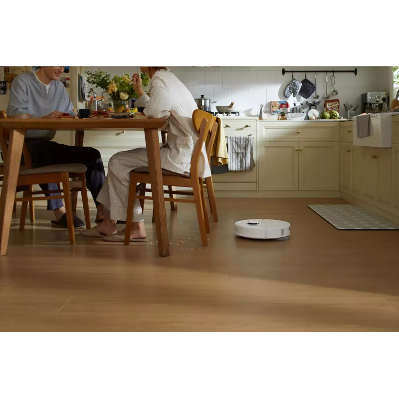 Robot vacuum cleaner Roborock Qrevo C Pro — white, 0.325 L dust bin, 180 min runtime, Li-Ion 5200 mAh, round shape