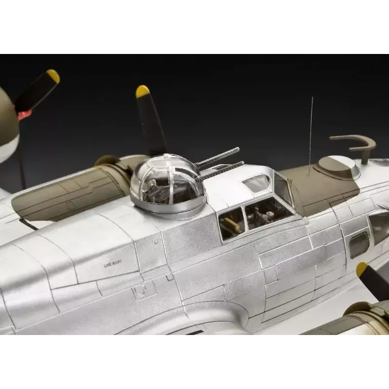 Revell B-17G Flying Fortress plastic model kit