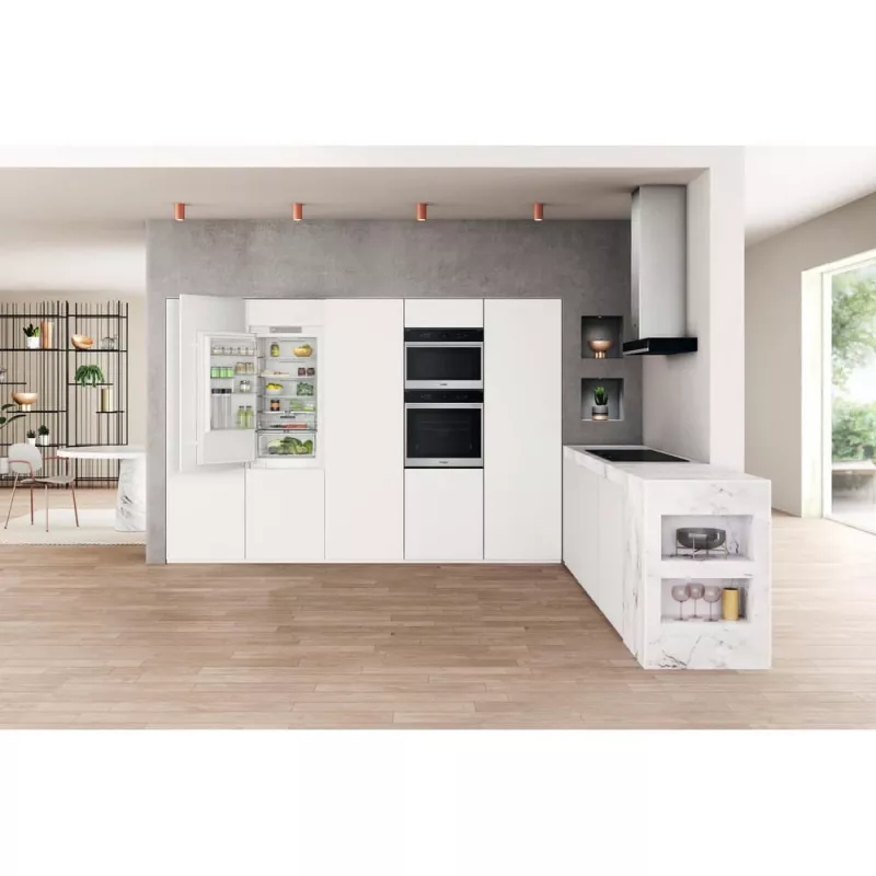 Whirlpool WHC18 T322 Built-in 250 L