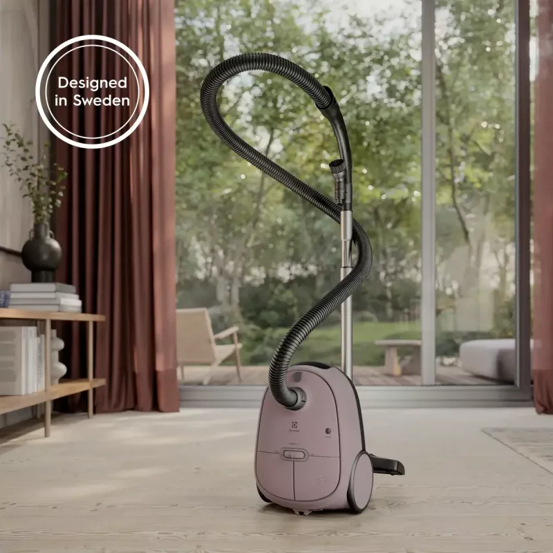 Cylinder vacuum Electrolux EB61CWPTD — 850 W, 3.5 L dust bag, dry cleaning, pink